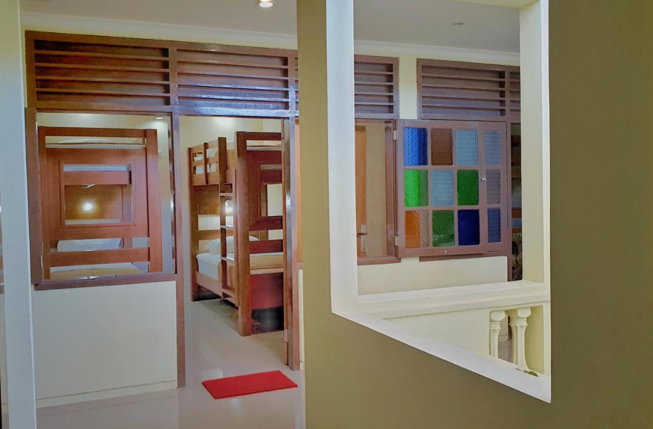 Maple Tree Homestay Maguwo Exterior foto