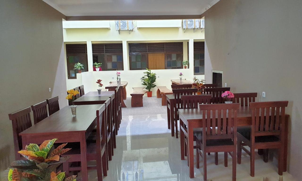 Maple Tree Homestay Maguwo Exterior foto