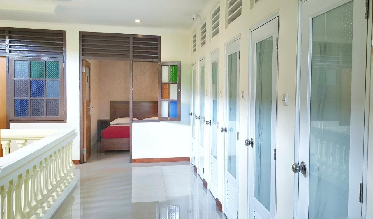 Maple Tree Homestay Maguwo Exterior foto
