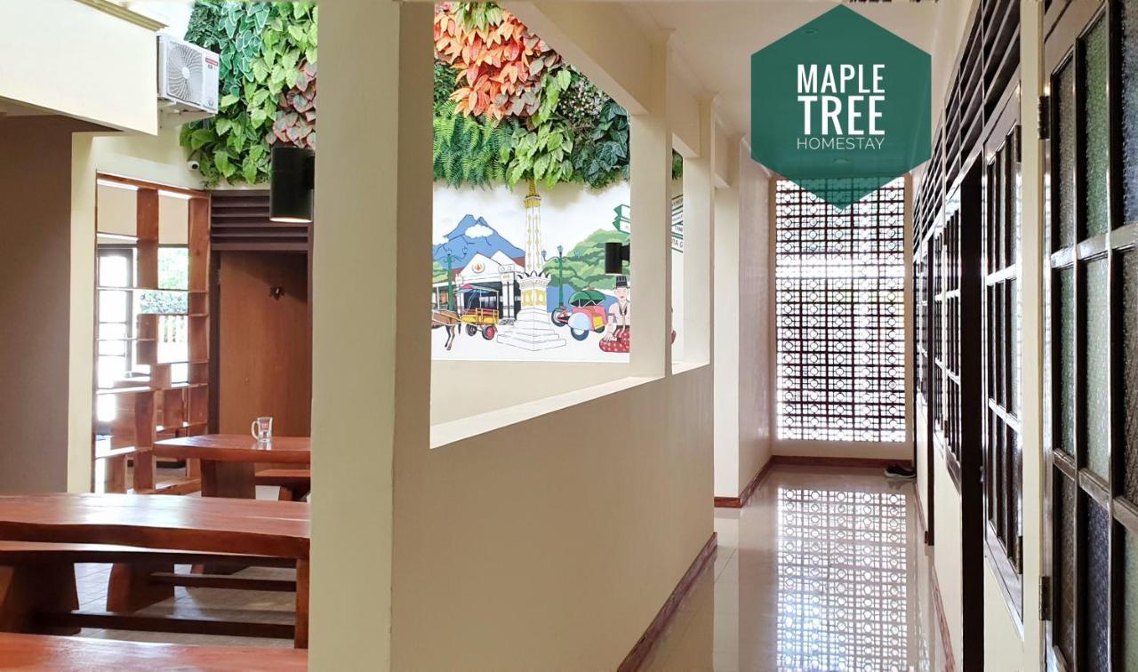 Maple Tree Homestay Maguwo Exterior foto